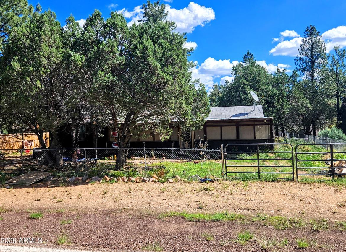 2863 Pine Rim Rd., Overgaard, AZ 85933