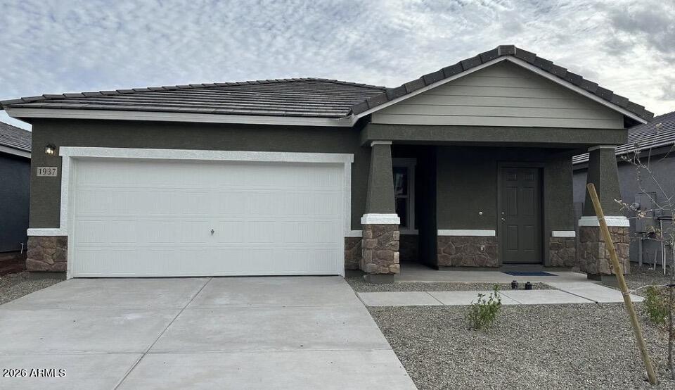 1937 E Driftwood Dr., San Tan Valley, AZ 85140