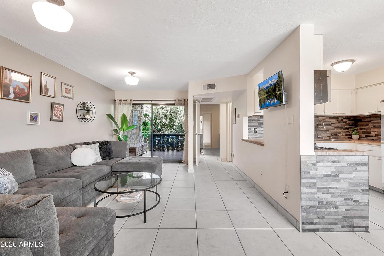 4950 N Miller Rd. #240, Scottsdale, AZ 85251