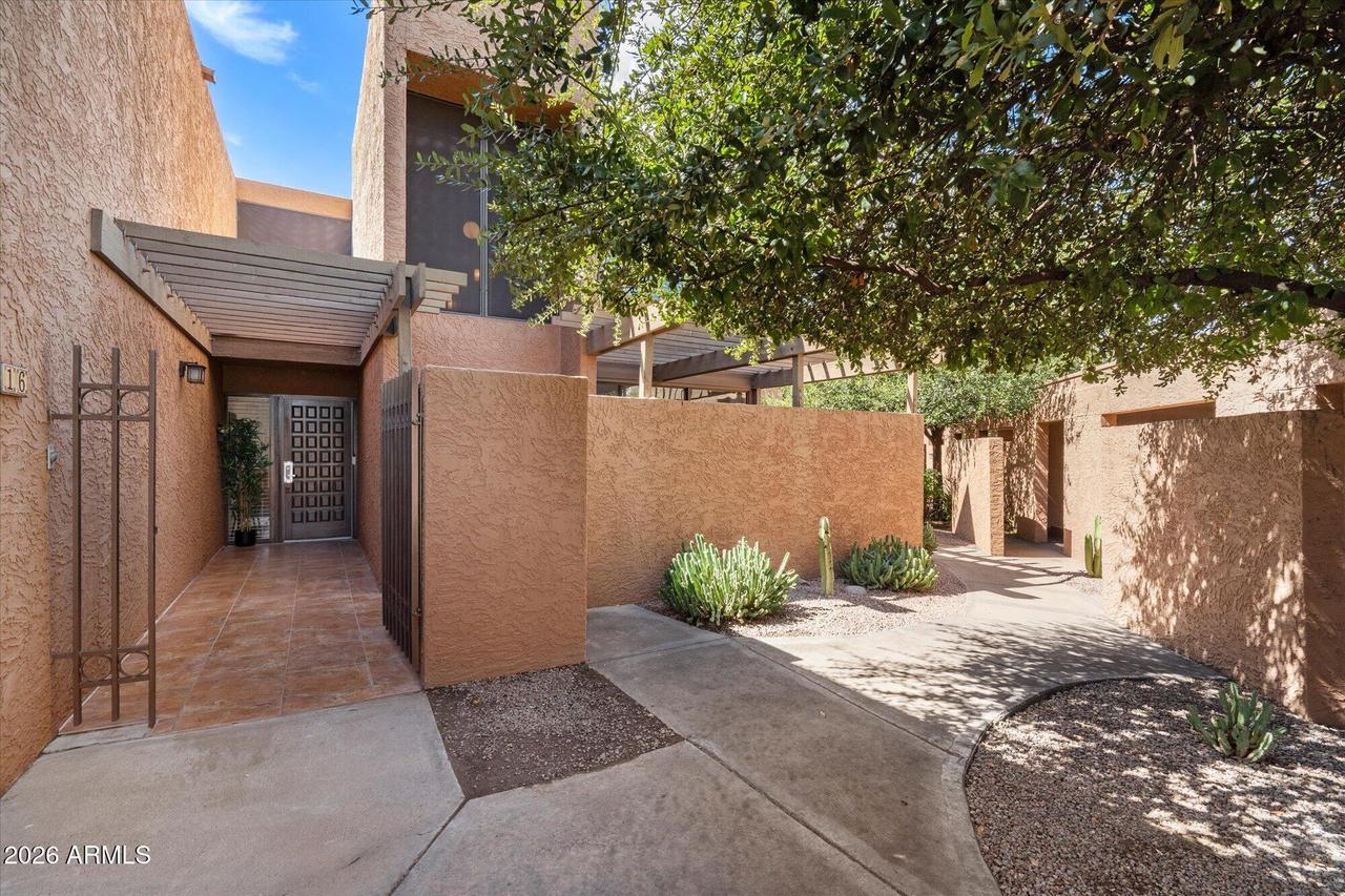 7401 N Scottsdale Rd. #16, Paradise Valley, AZ 85253