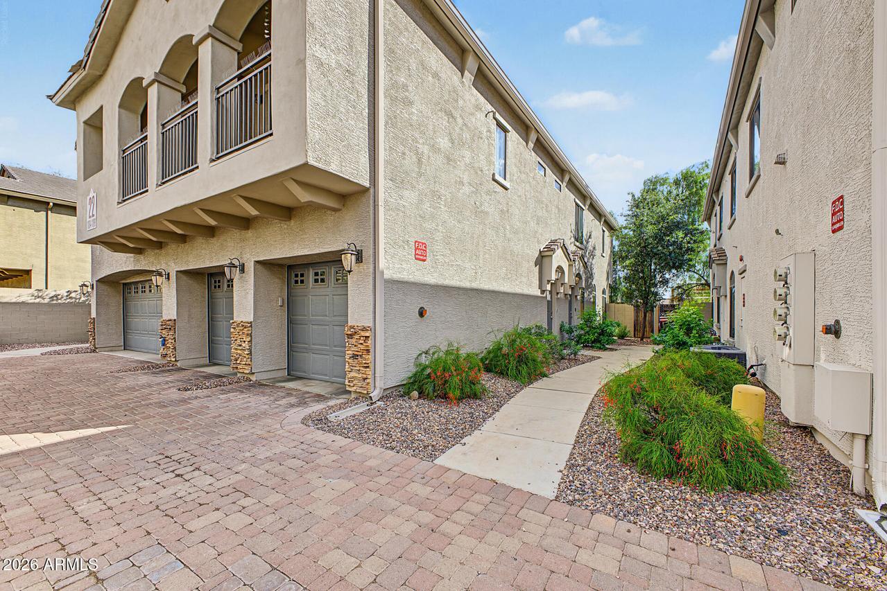 2150 E Bell Rd. #1064, Phoenix, AZ 85022