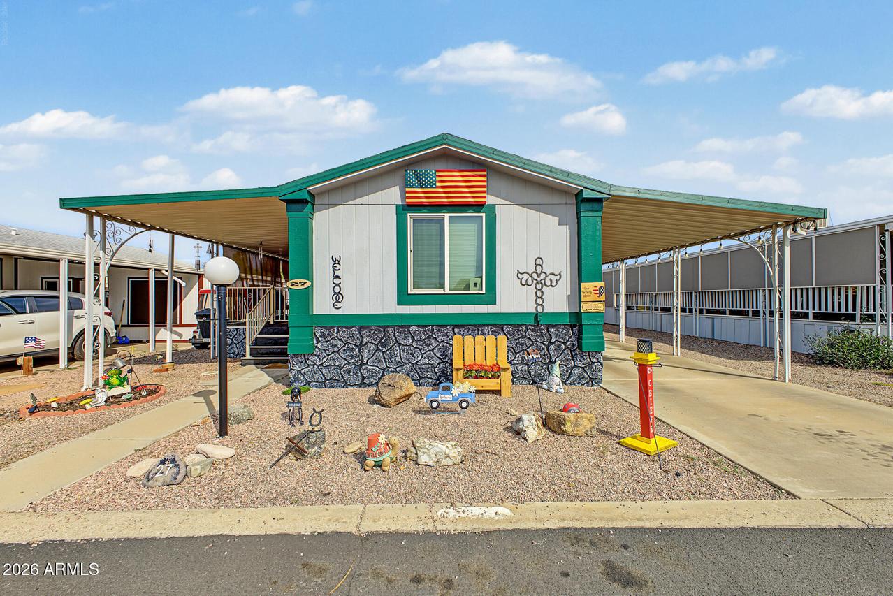 652 S Ellsworth Rd. #27, Mesa, AZ 85208