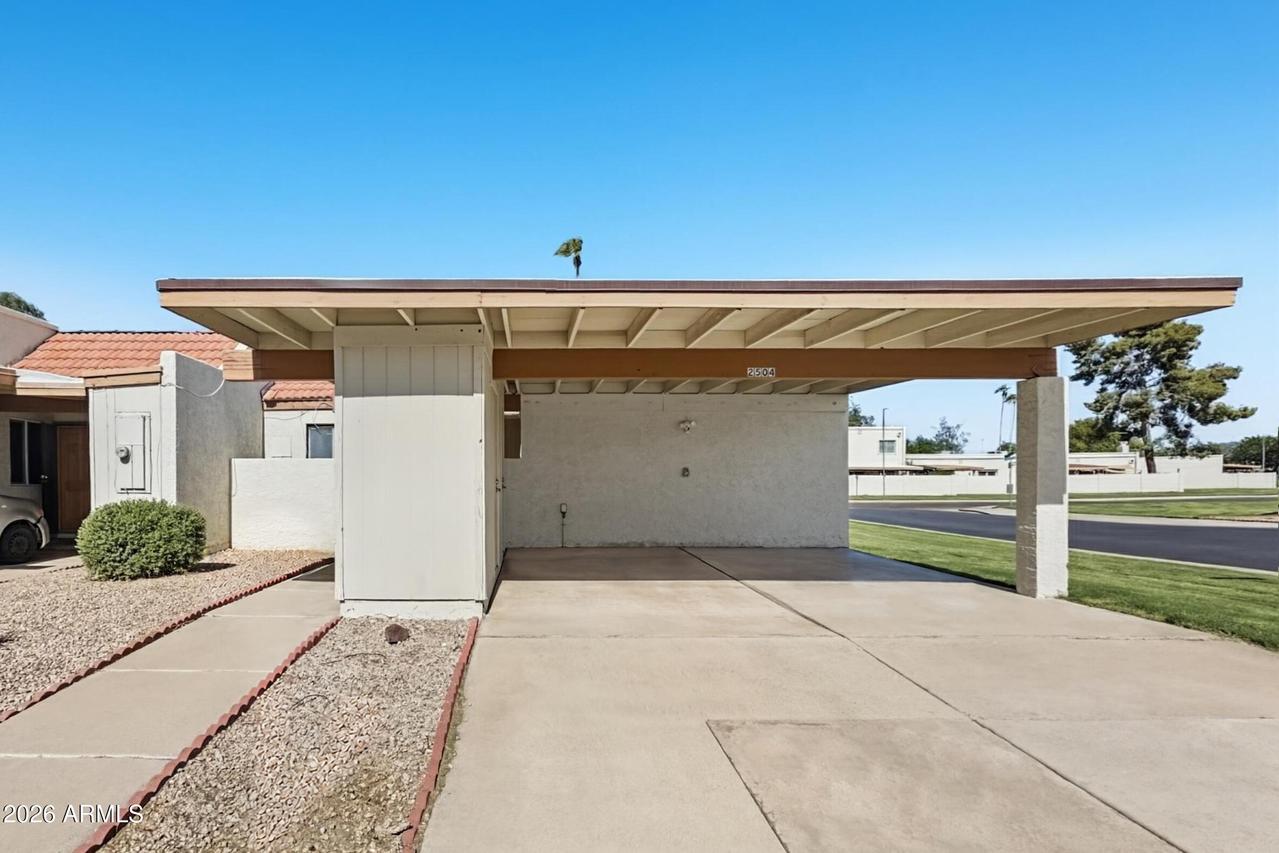 2504 W Eugie Ave., Phoenix, AZ 85029