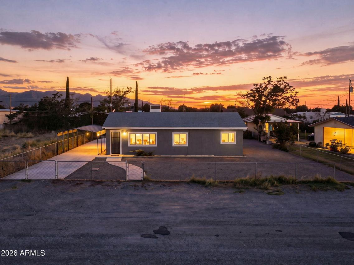 204 4th St., Sierra Vista, AZ 85635