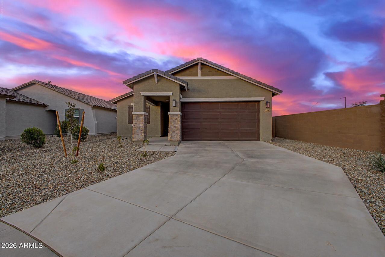 17298 W Gray Fox Tr., Surprise, AZ 85387
