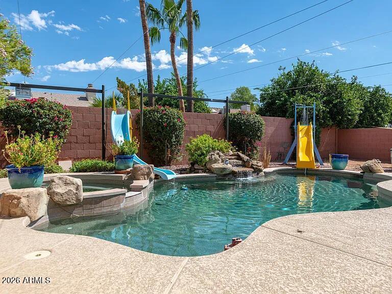 15825 N 45th St., Phoenix, AZ 85032