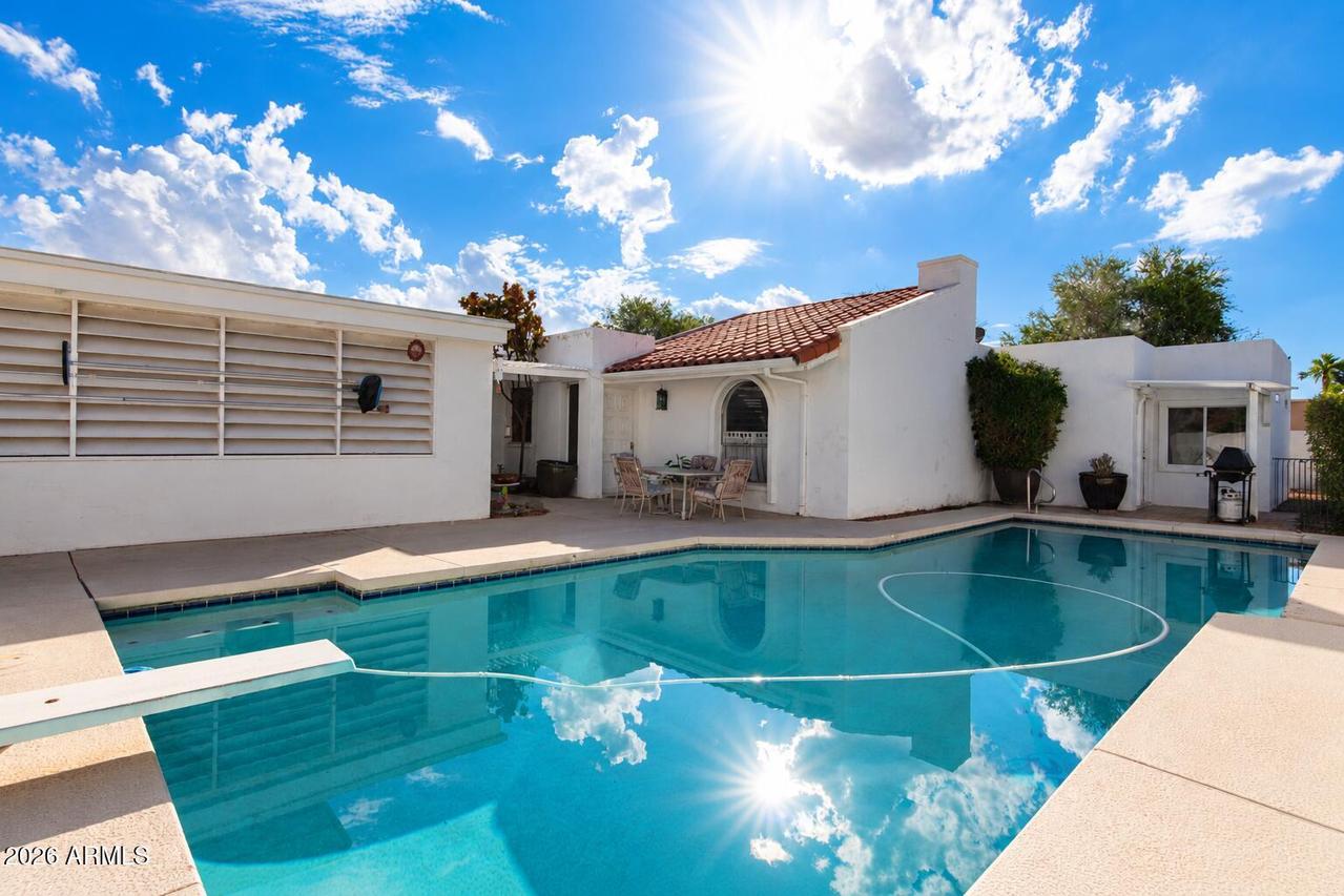 182 Laguna Dr., Litchfield Park, AZ 85340