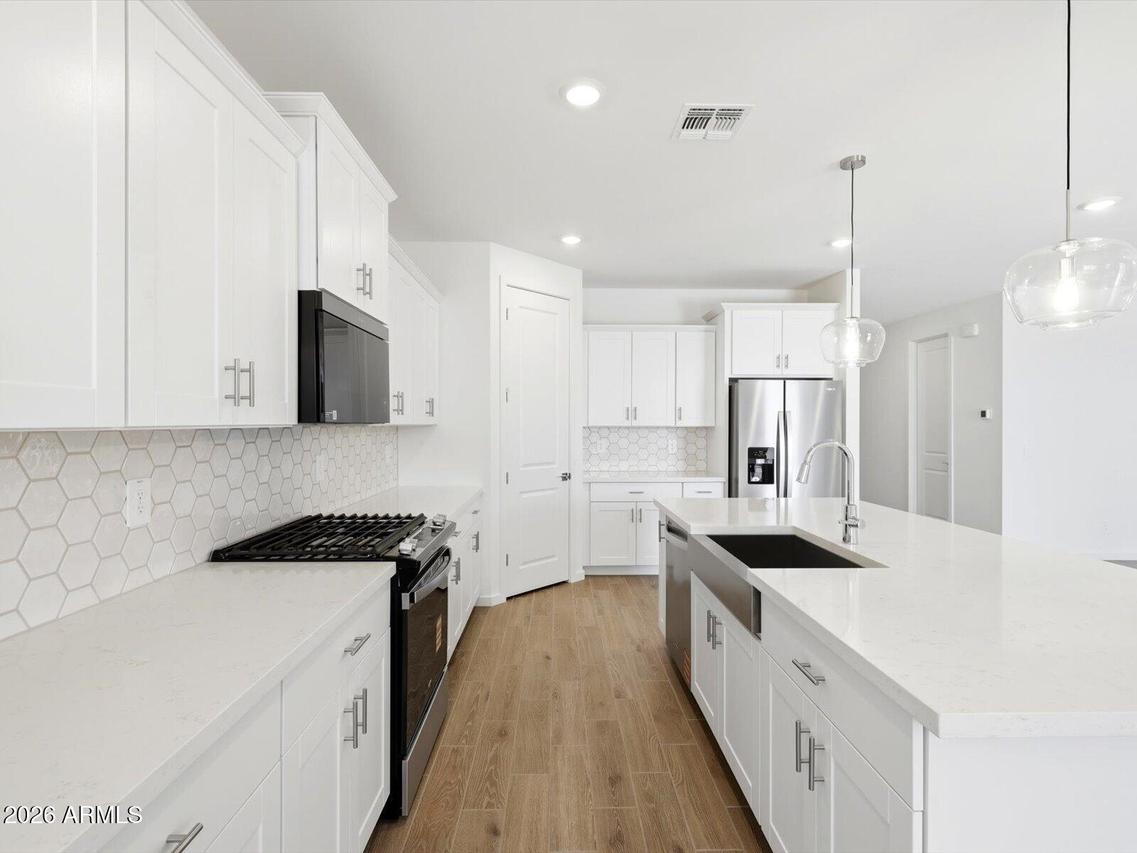 10923 W Jones Ave., Tolleson, AZ 85353