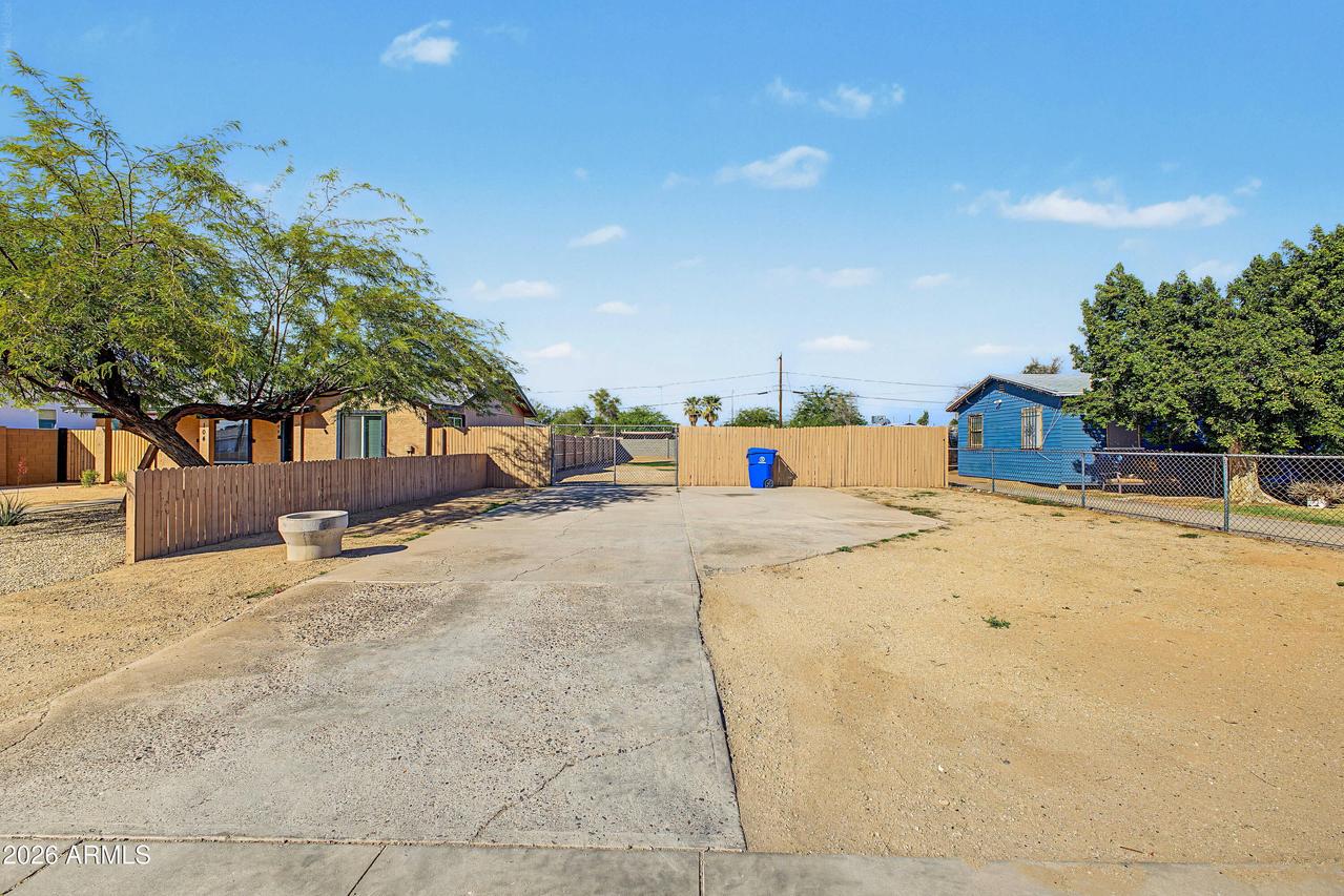 104 E Kinderman Dr. #10, Avondale, AZ 85323