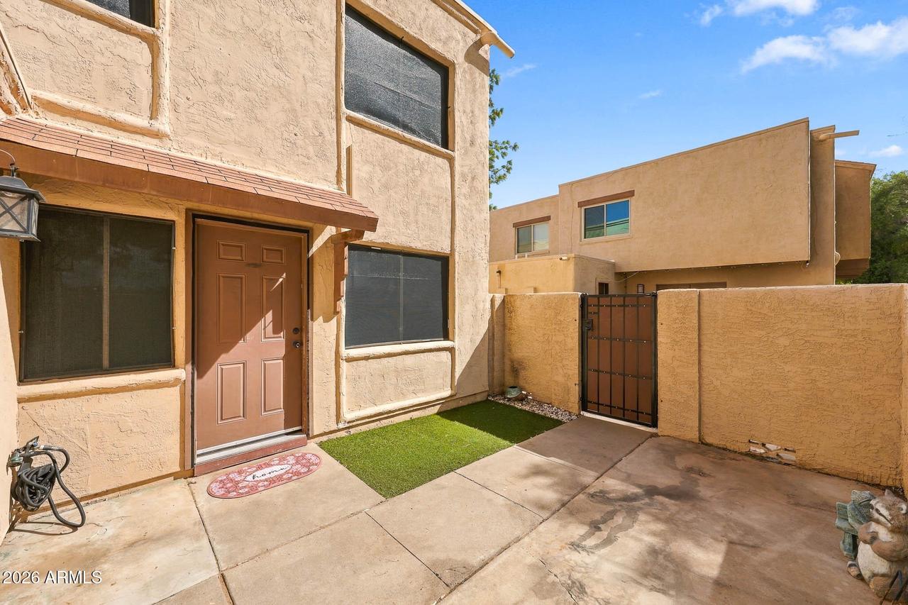 4242 N 81st St., Scottsdale, AZ 85251