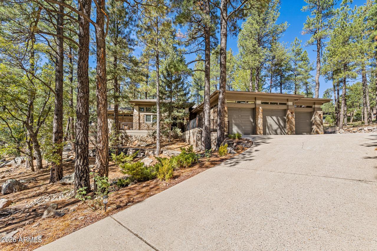 3739 Richard Kern, Flagstaff, AZ 86005