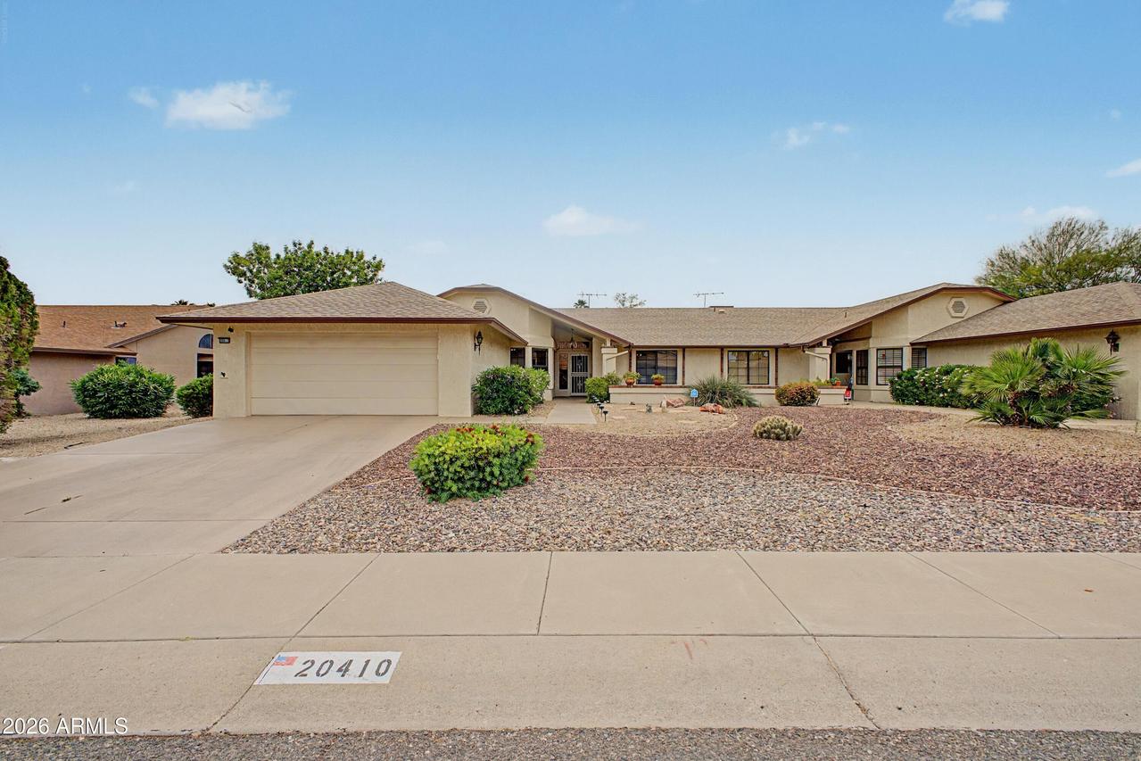 20410 N Spring Meadow Dr., Sun City West, AZ 85375