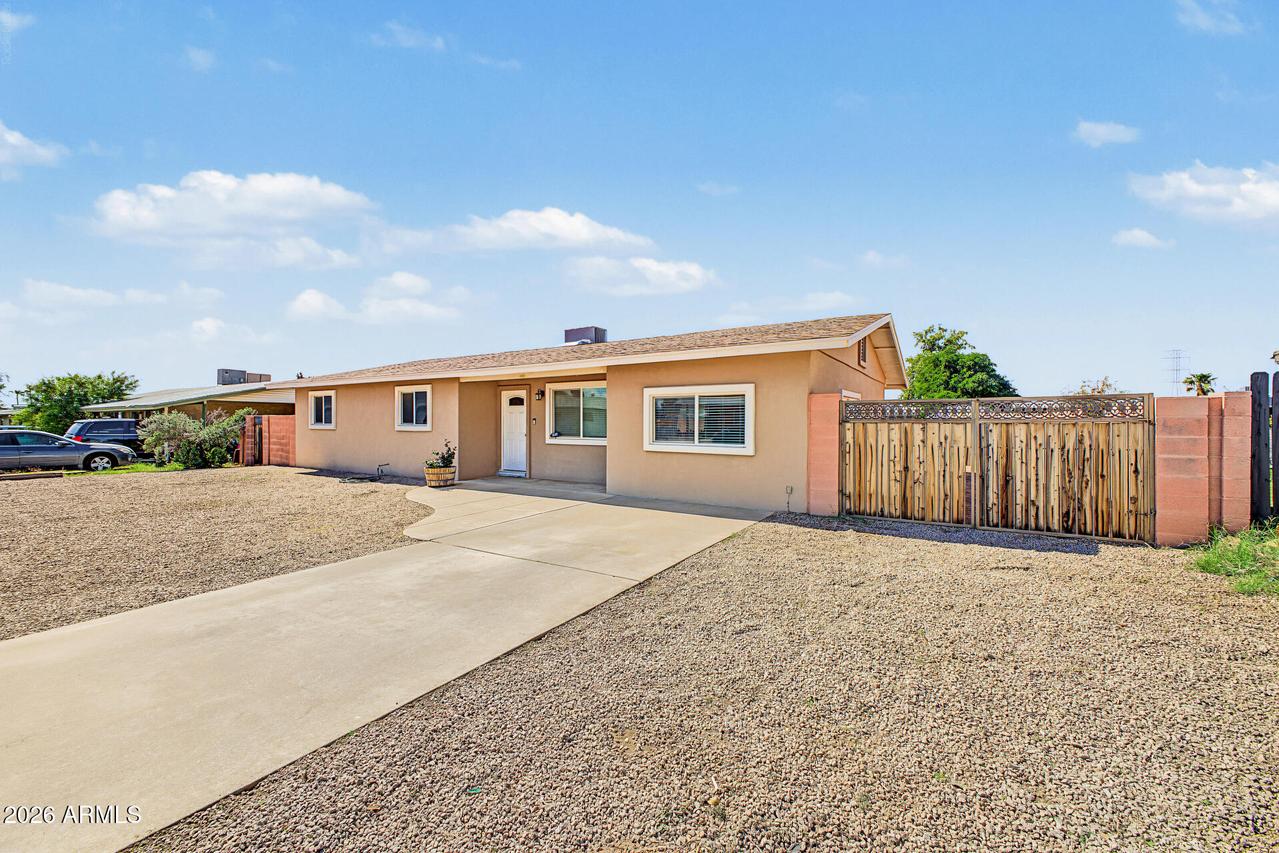 950 N 96th Pl., Mesa, AZ 85207