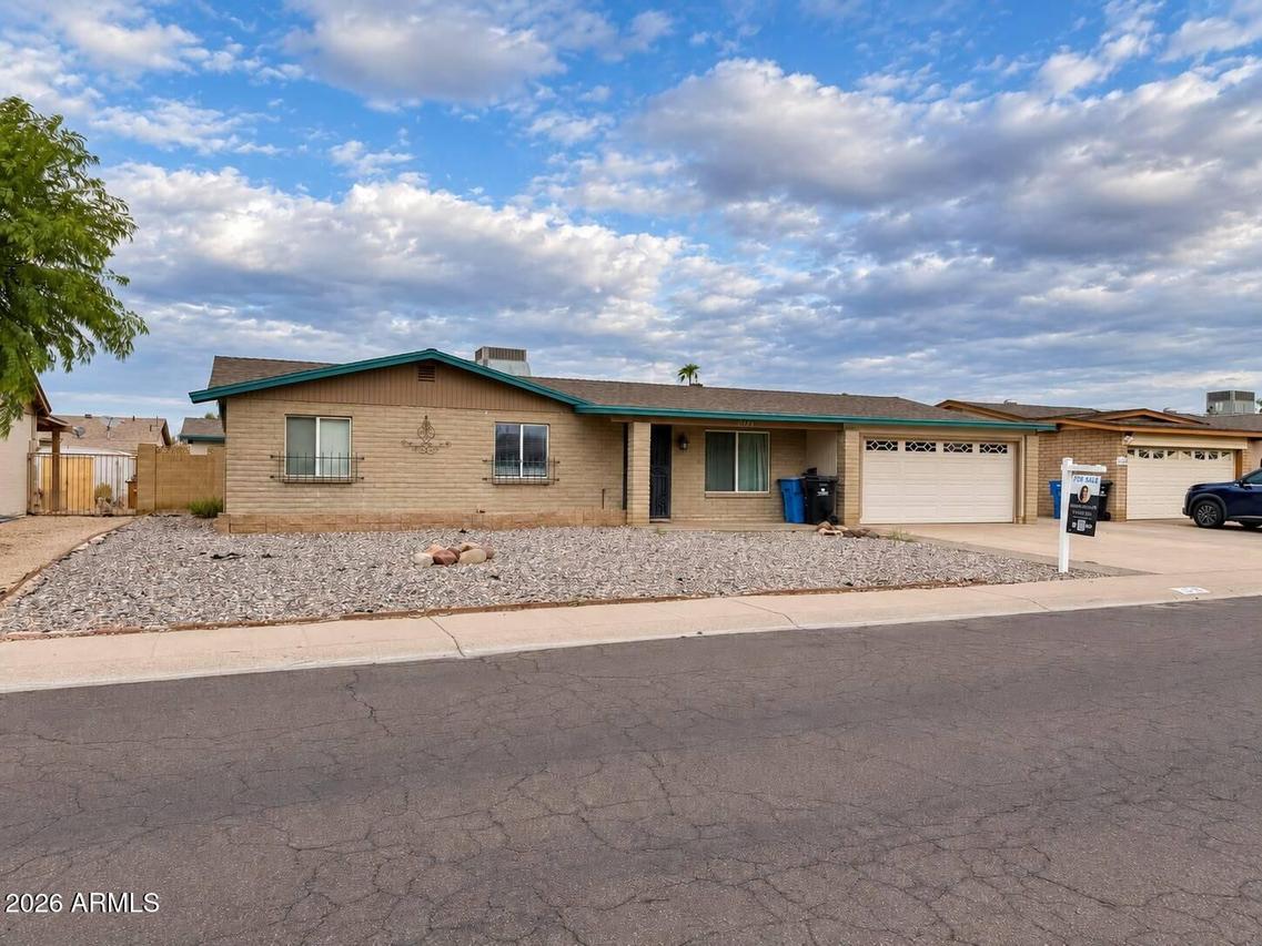 3746 W Eva St., Phoenix, AZ 85051