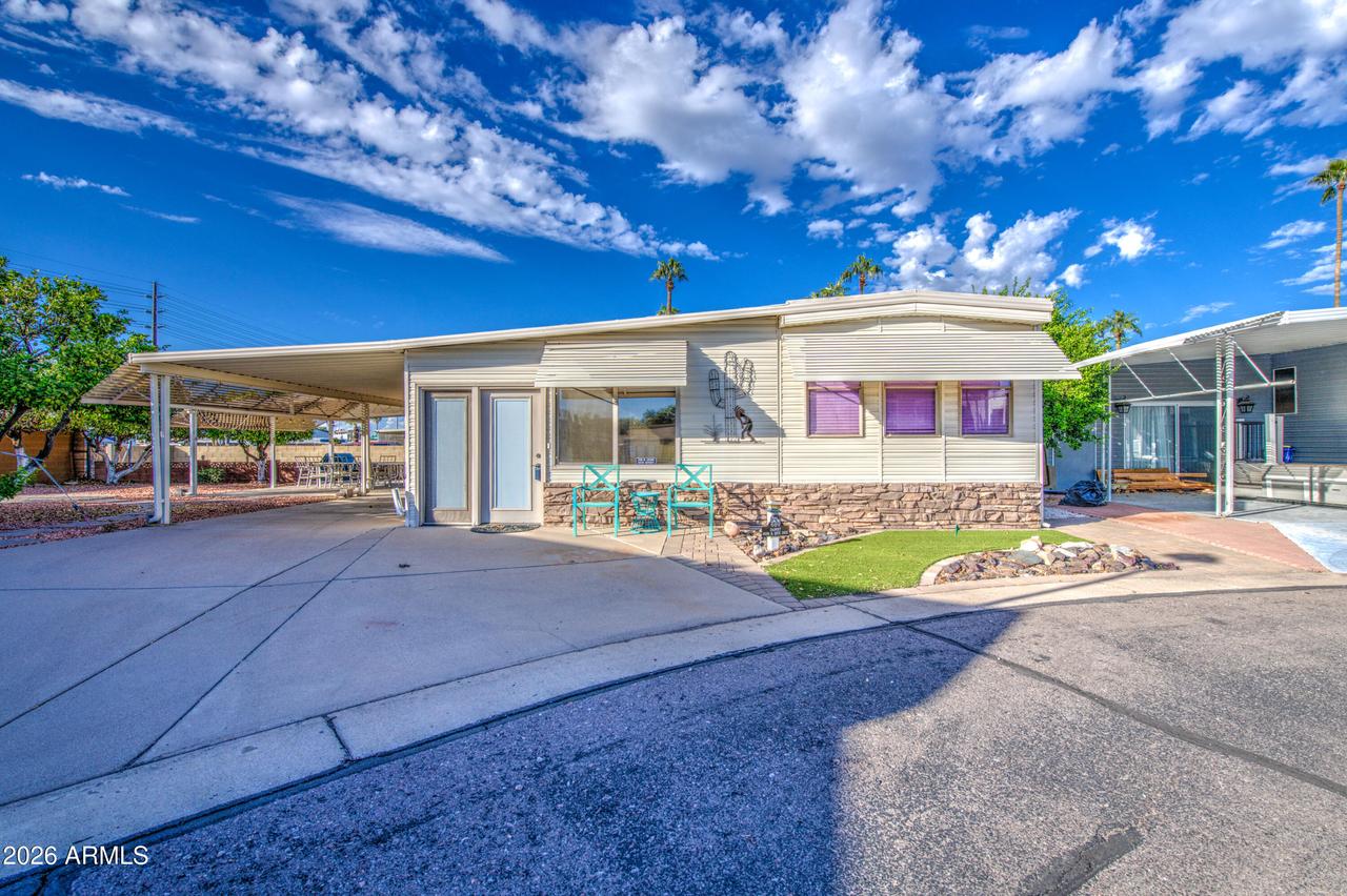 7750 E Broadway Rd. #689, Mesa, AZ 85208