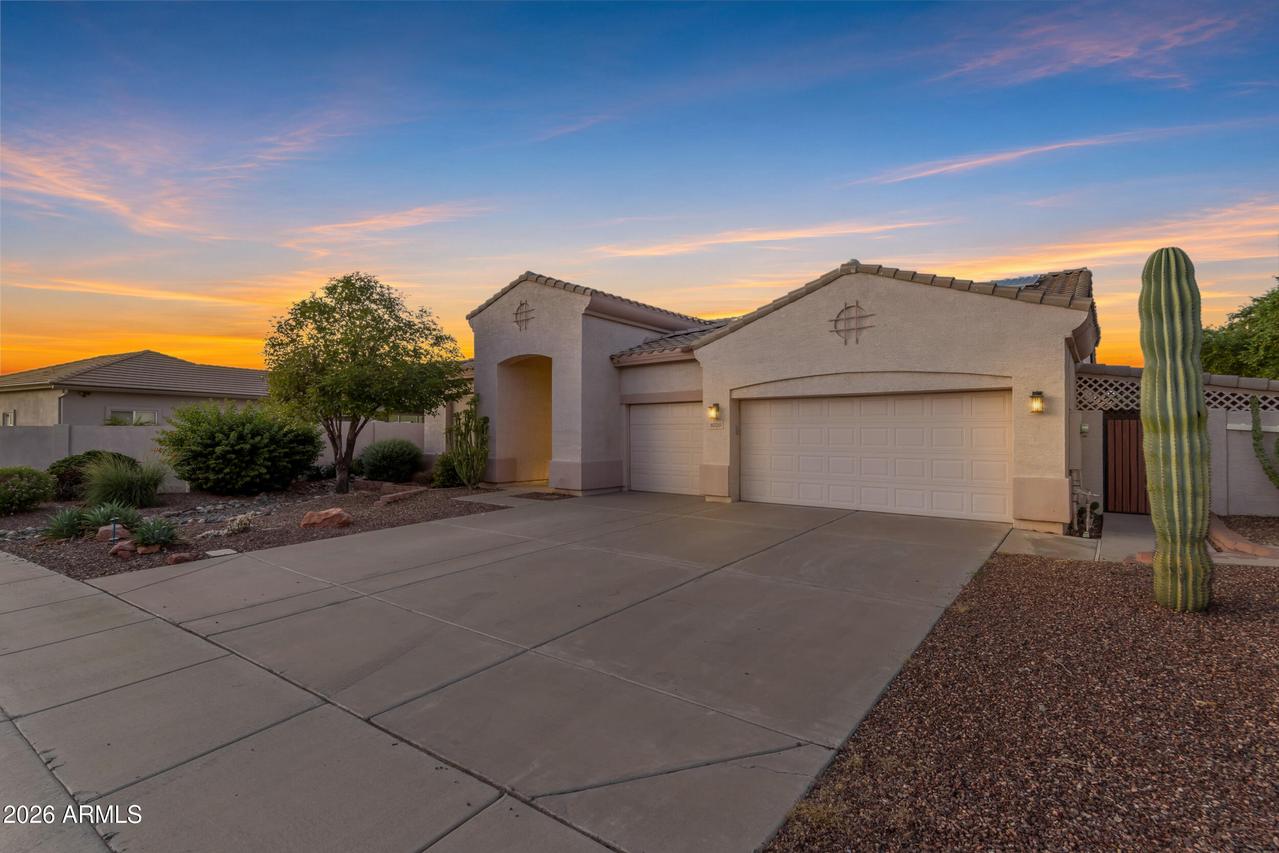 8220 W Gardenia Ave., Glendale, AZ 85303