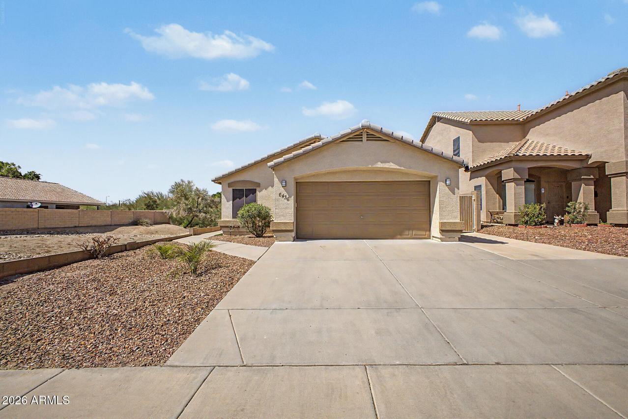 6436 W Saddlehorn Rd., Phoenix, AZ 85083
