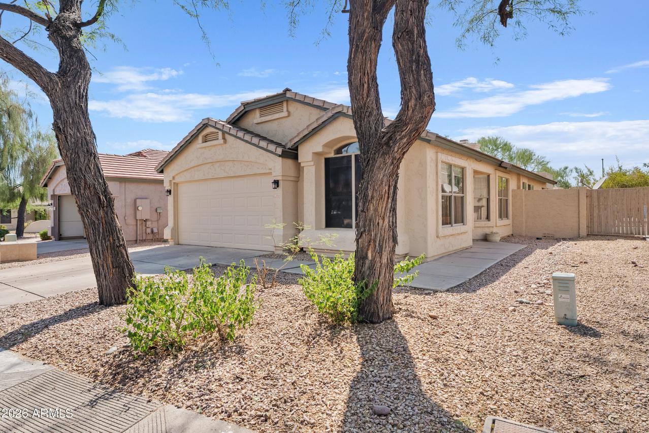 21806 N 48th St., Phoenix, AZ 85054