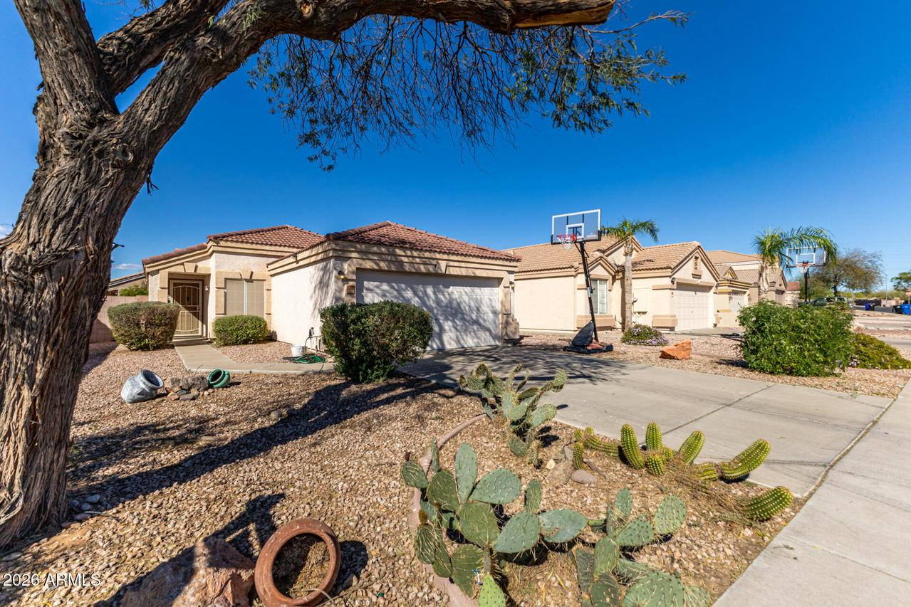 11340 W Madisen Ellise Dr., Surprise, AZ 85378