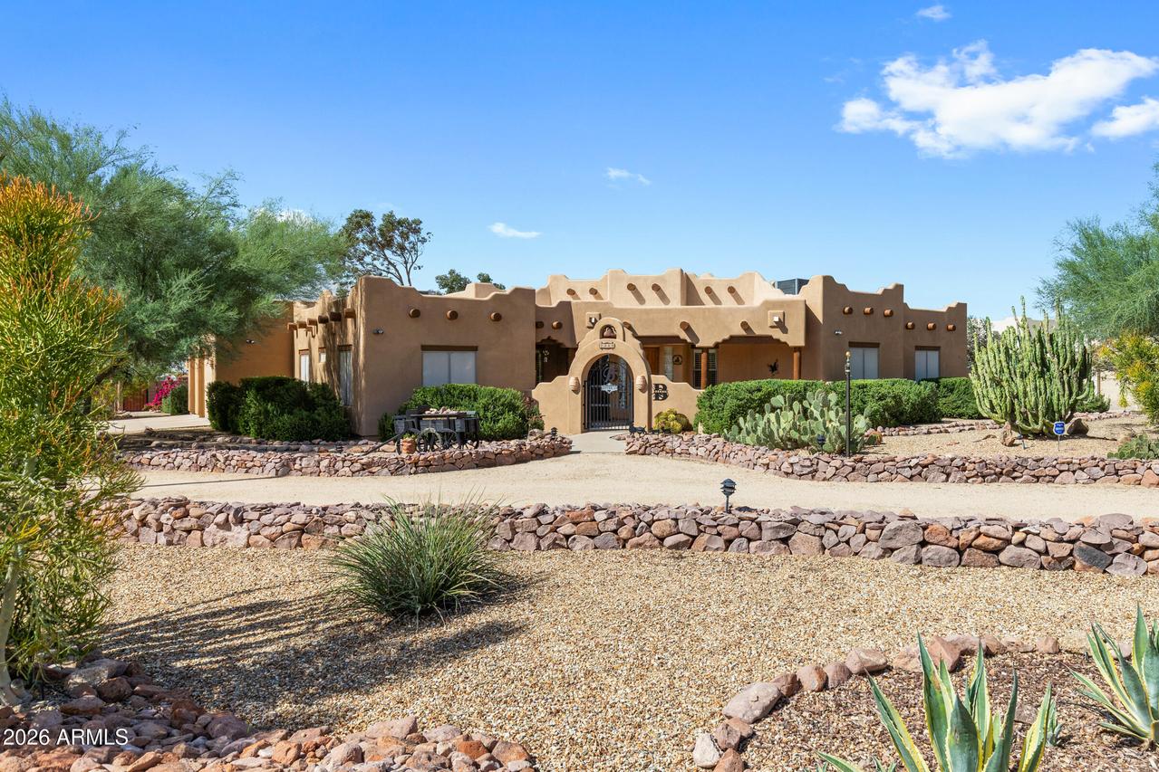 2340 S Sixshooter Rd., Apache Junction, AZ 85119