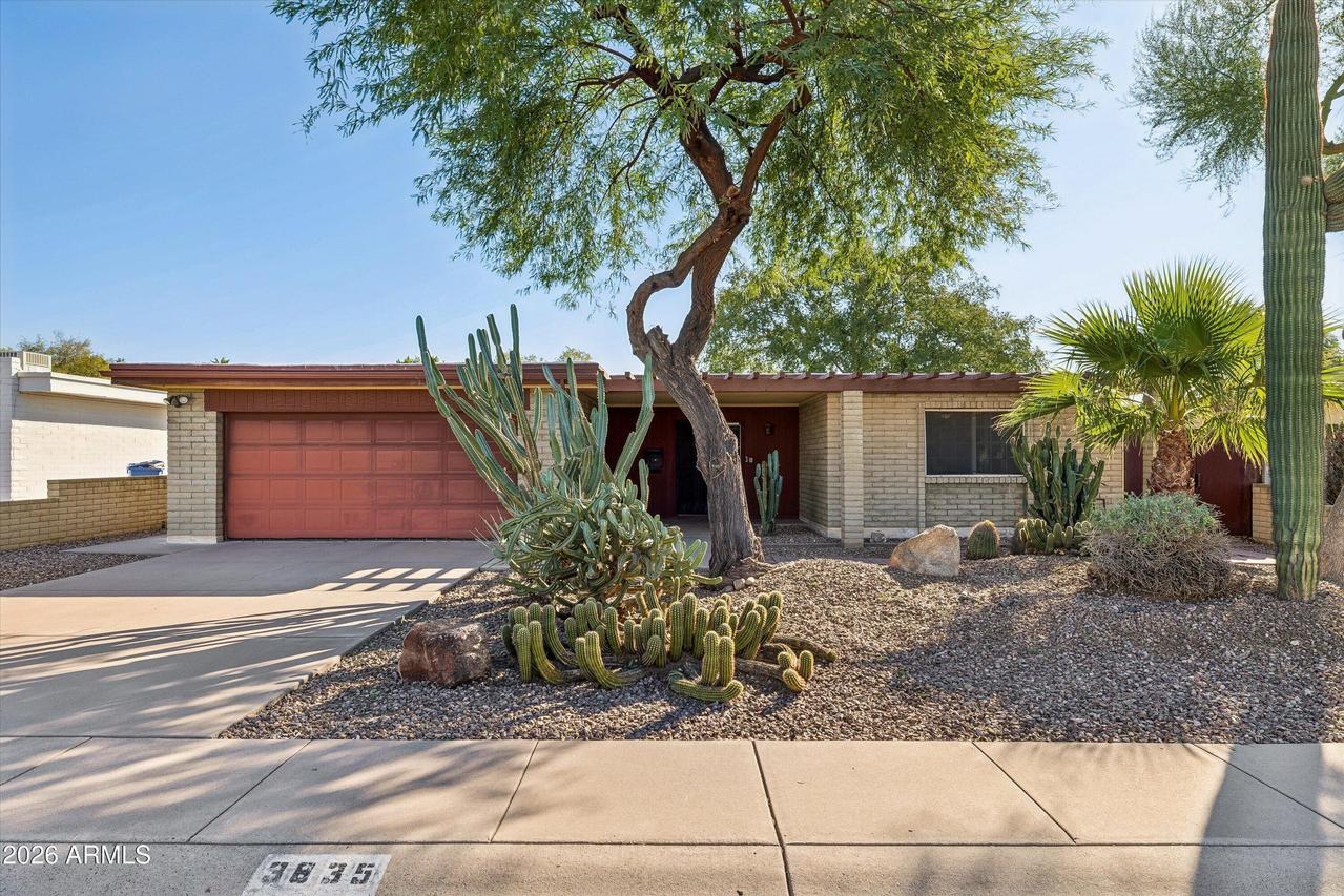 3835 N 34th Pl., Phoenix, AZ 85018