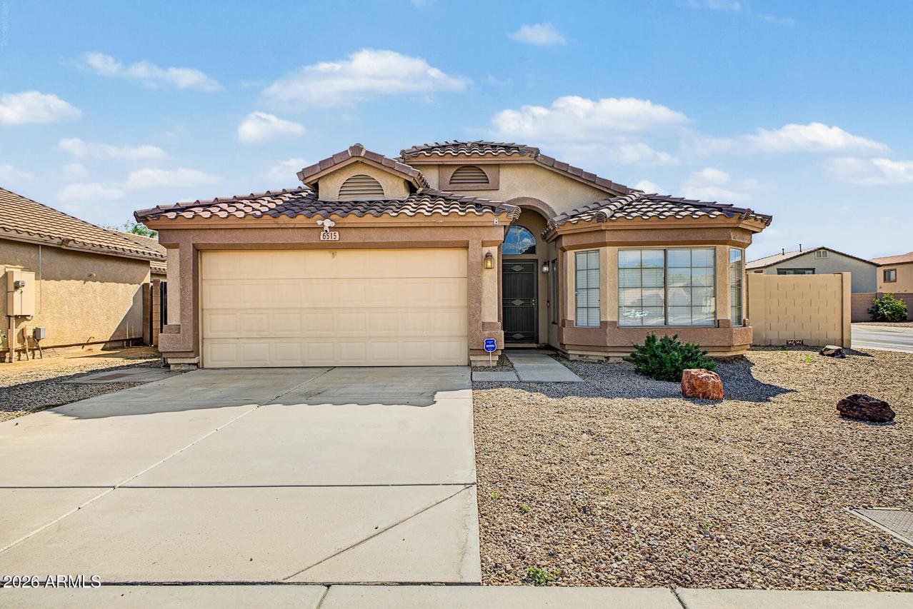 6515 W Crown King Rd., Phoenix, AZ 85043