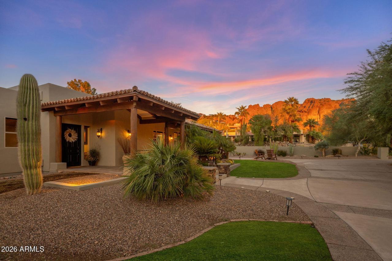4550 E Arlington Rd., Phoenix, AZ 85018