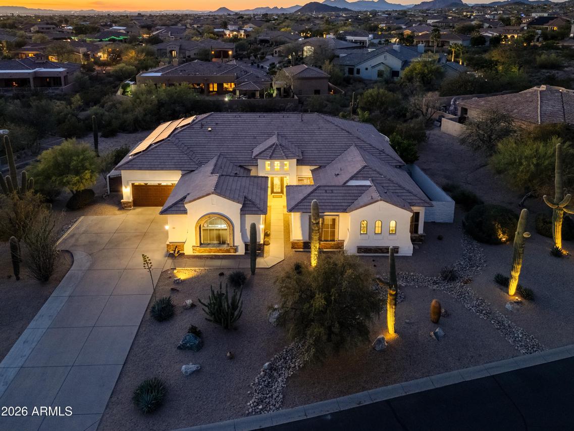 2040 N Woodruff St., Mesa, AZ 85207