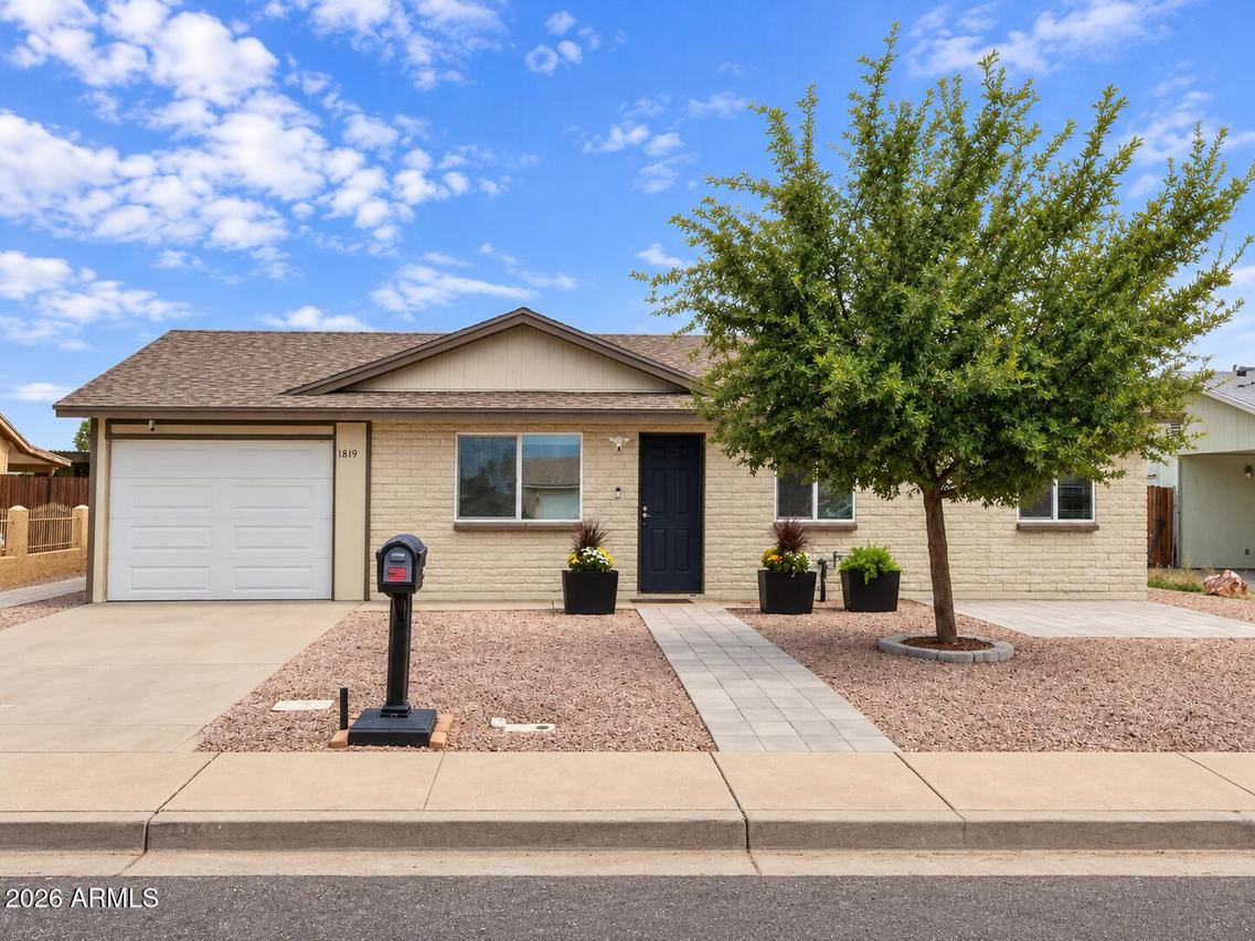 1819 N Pomeroy, Mesa, AZ 85201