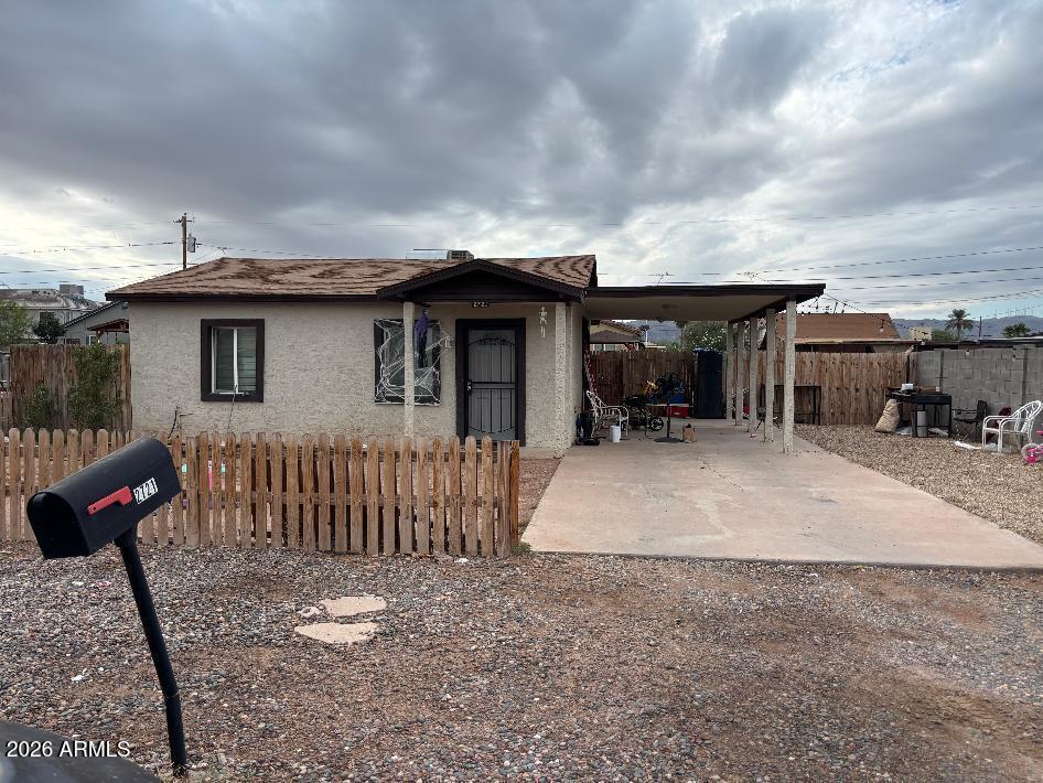 2721 E Pueblo Ave., Phoenix, AZ 85040