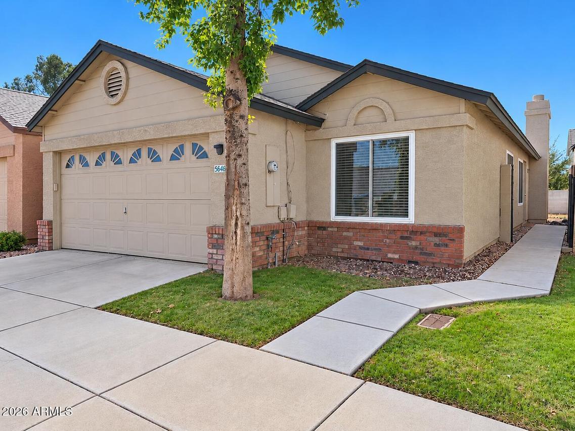 5646 S 41st Pl., Phoenix, AZ 85040