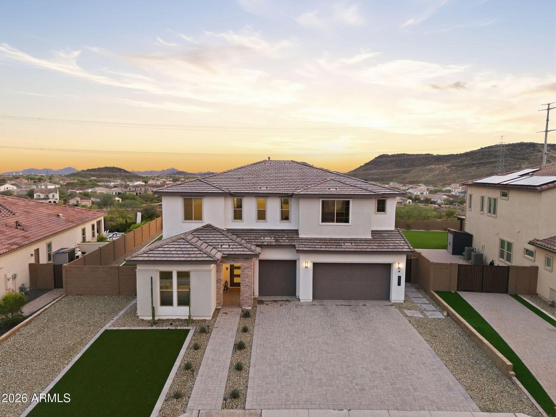 2217 E Fallen Leaf Ln., Phoenix, AZ 85024