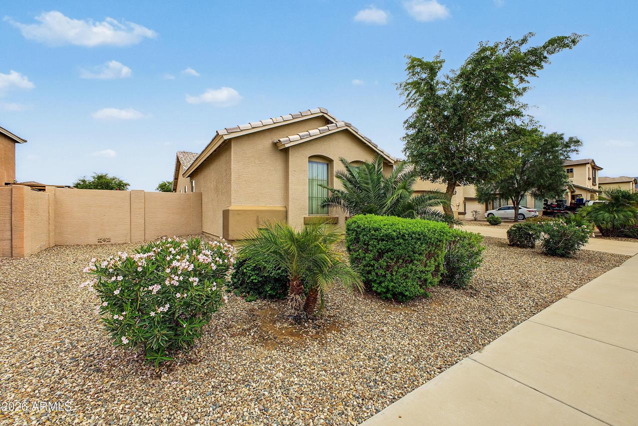 7407 S 25th Dr., Phoenix, AZ 85041