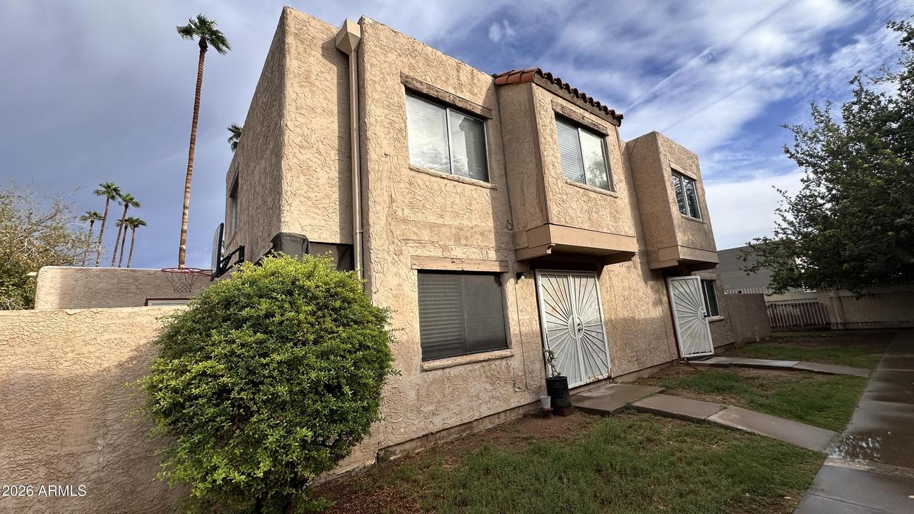 6811 W Devonshire Ave., Phoenix, AZ 85033