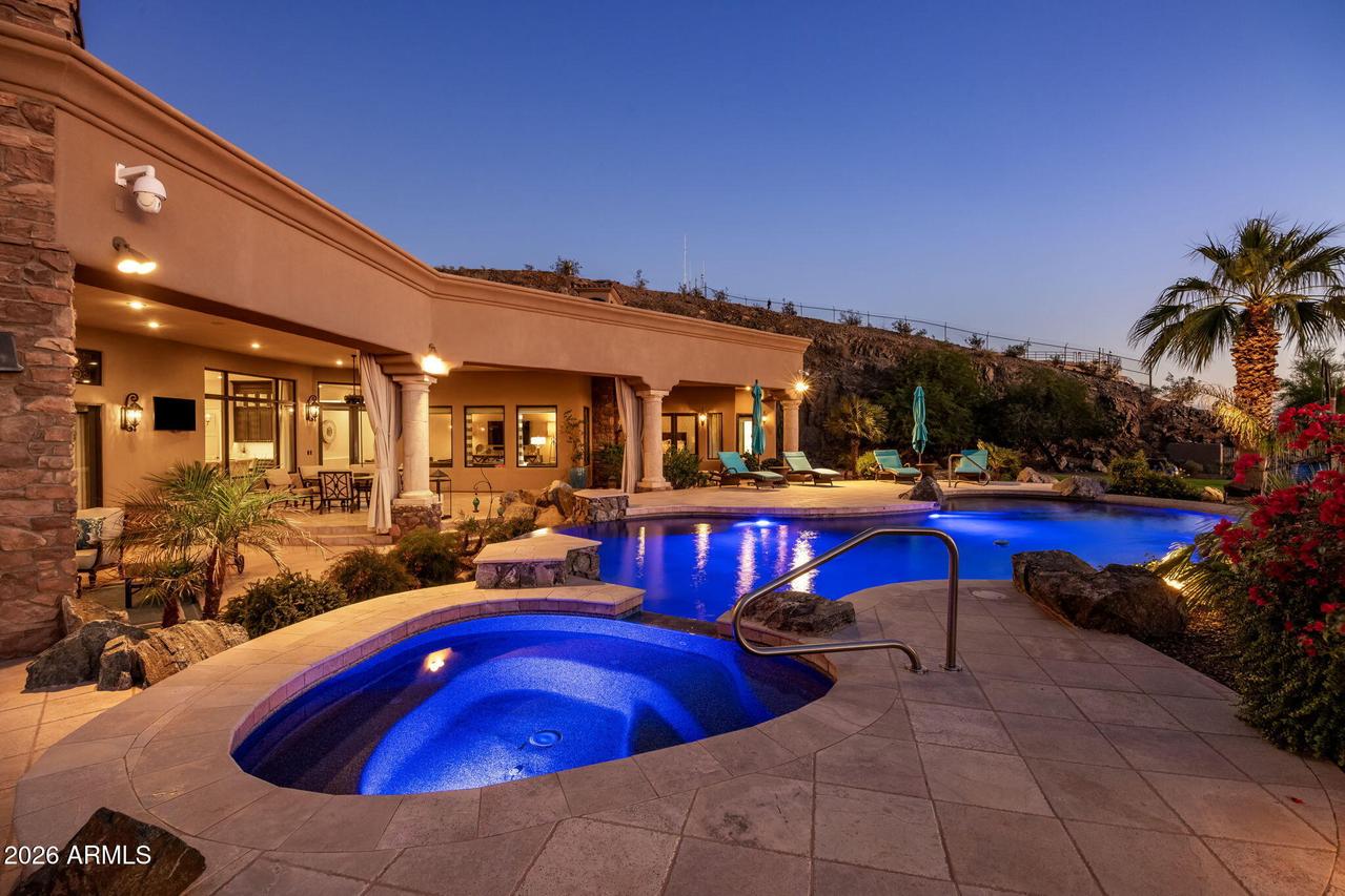 337 E Windmere Dr., Phoenix, AZ 85048