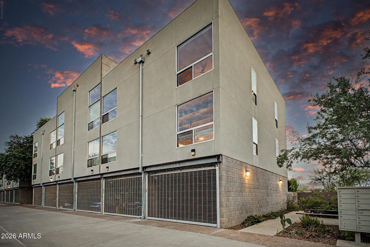 727 E Portland St. #17, Phoenix, AZ 85006