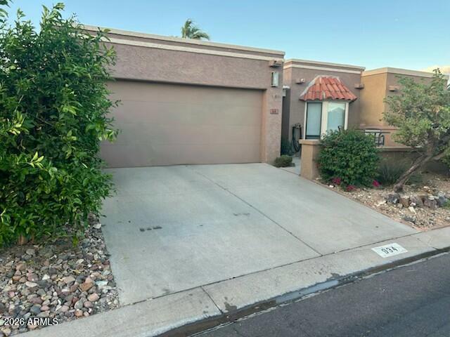 934 E Becker Ln., Phoenix, AZ 85020