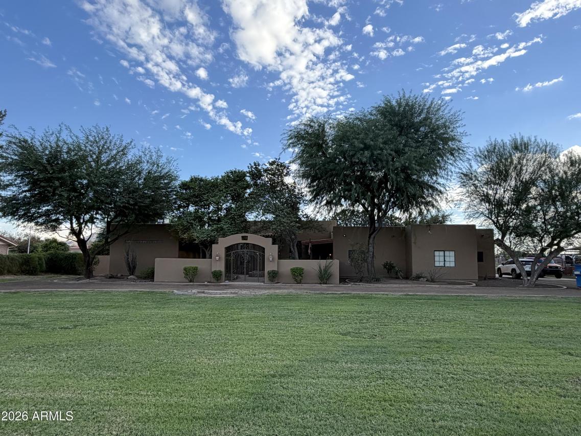 15817 E Lonesome Ln., Gilbert, AZ 85298
