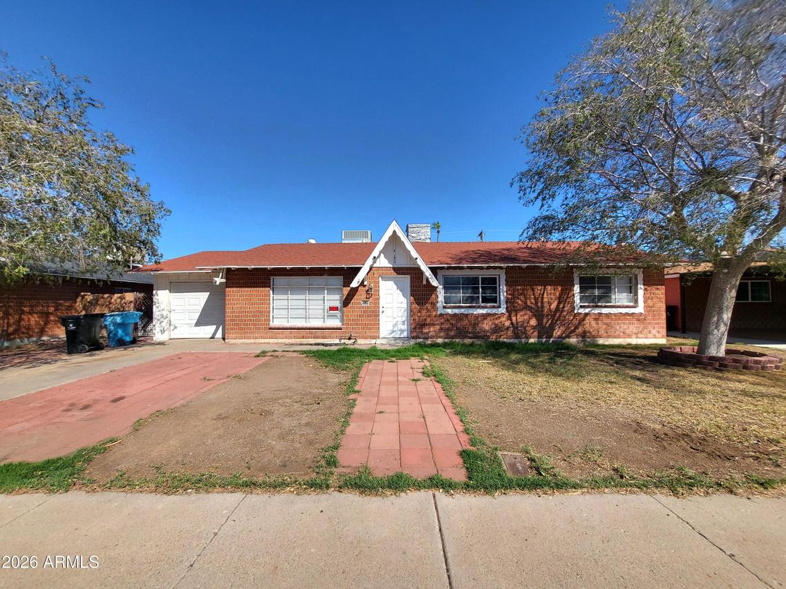 4120 W Krall St., Phoenix, AZ 85019