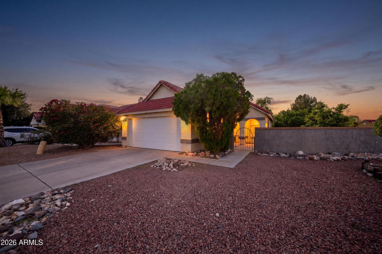 18426 N 36th Dr., Glendale, AZ 85308