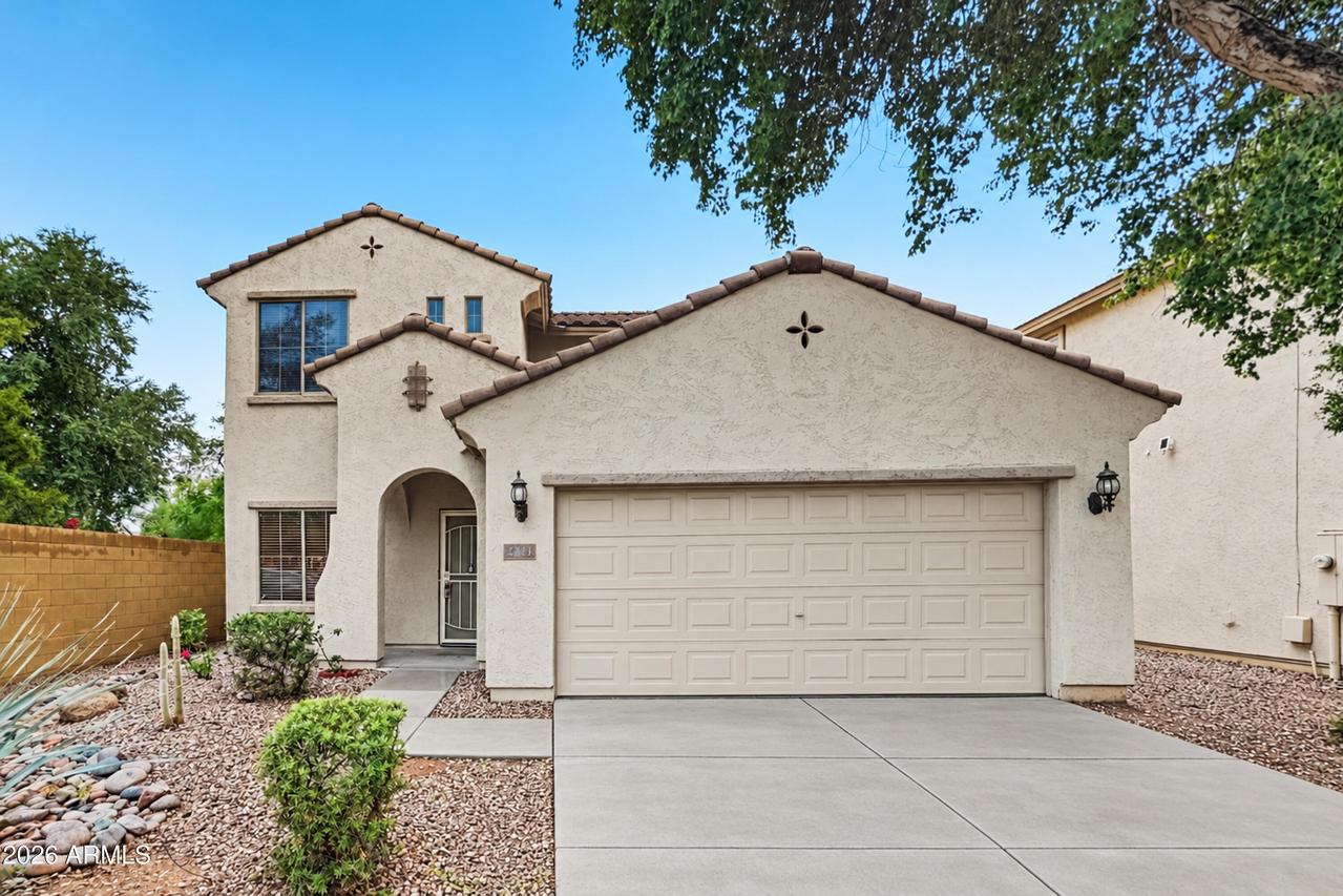 2011 W Davis Rd., Phoenix, AZ 85023