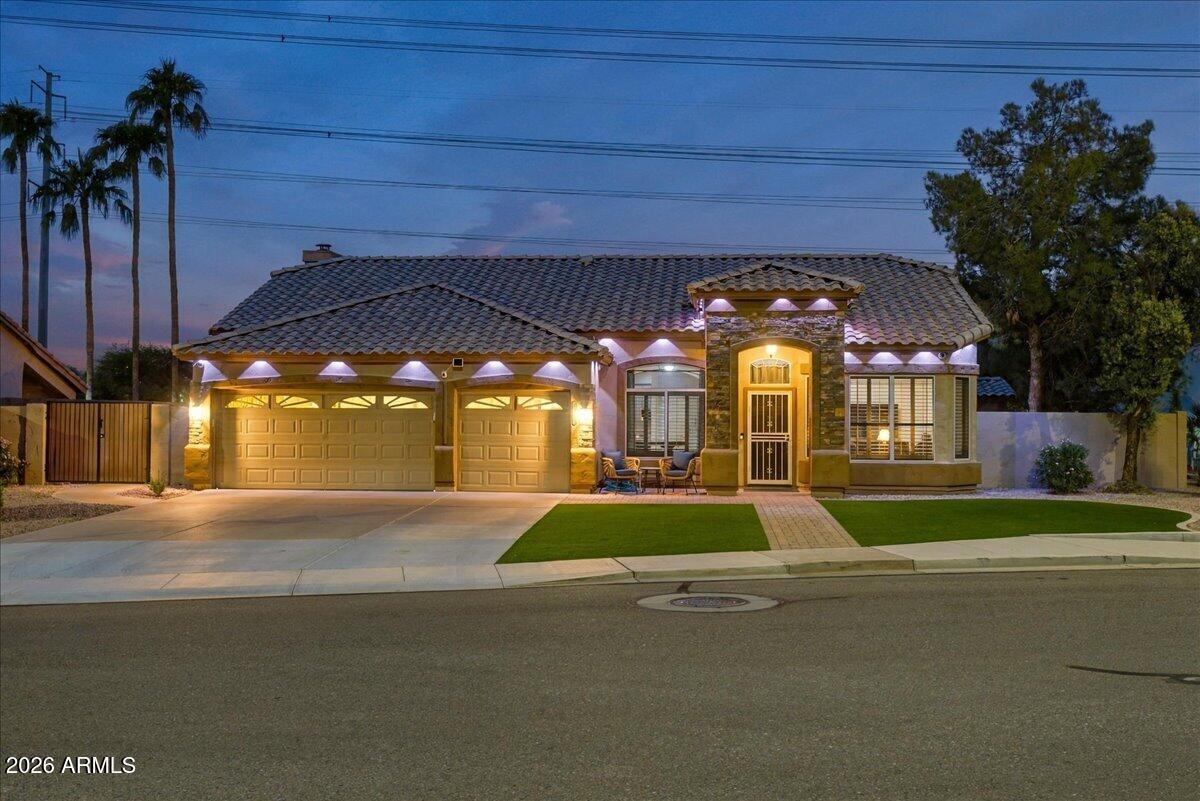 1090 N Mckemy Ave., Chandler, AZ 85226