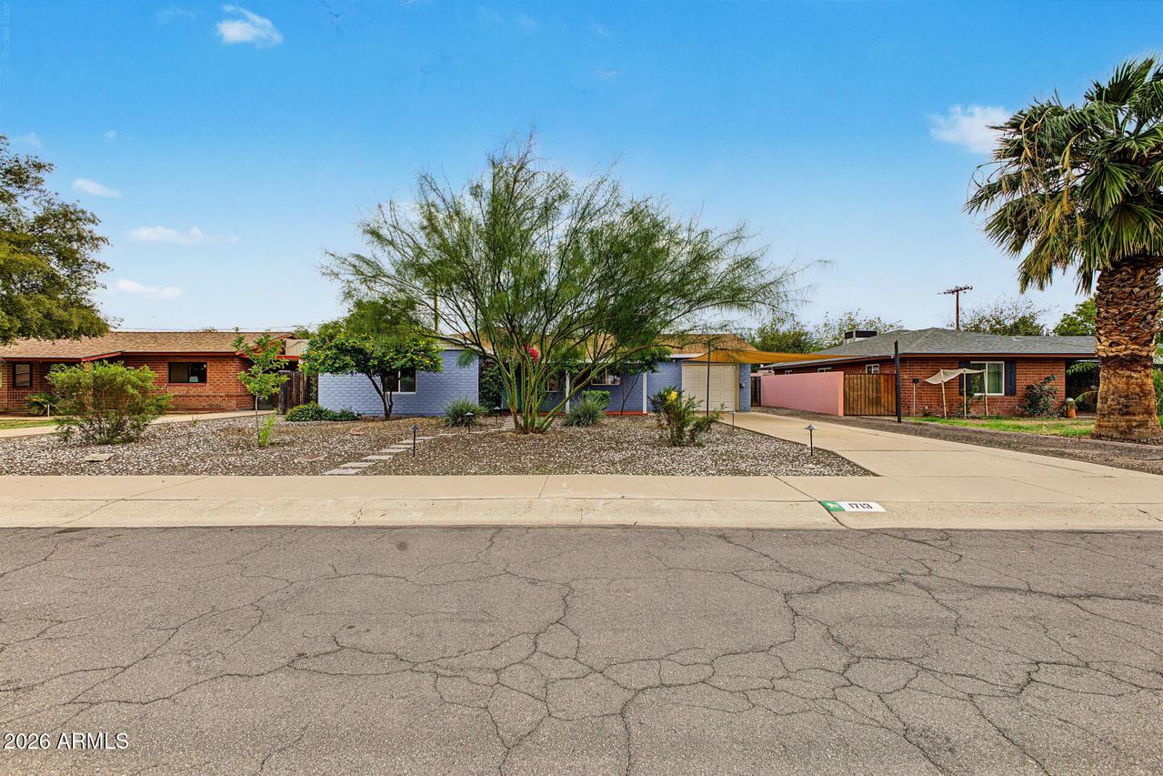 1713 W Mackenzie Dr., Phoenix, AZ 85015