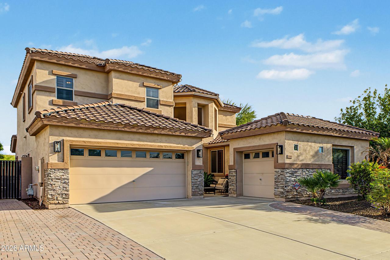 26903 N 54th Ave., Phoenix, AZ 85083