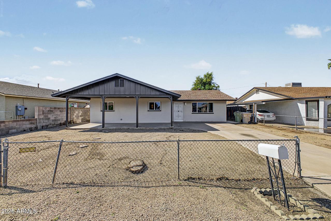 7214 N 48th Dr., Glendale, AZ 85301