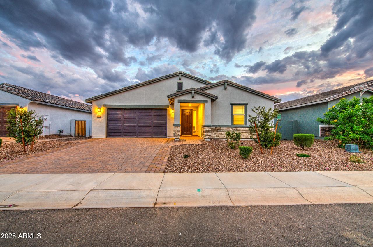 4811 W Hunter Tr., San Tan Valley, AZ 85144