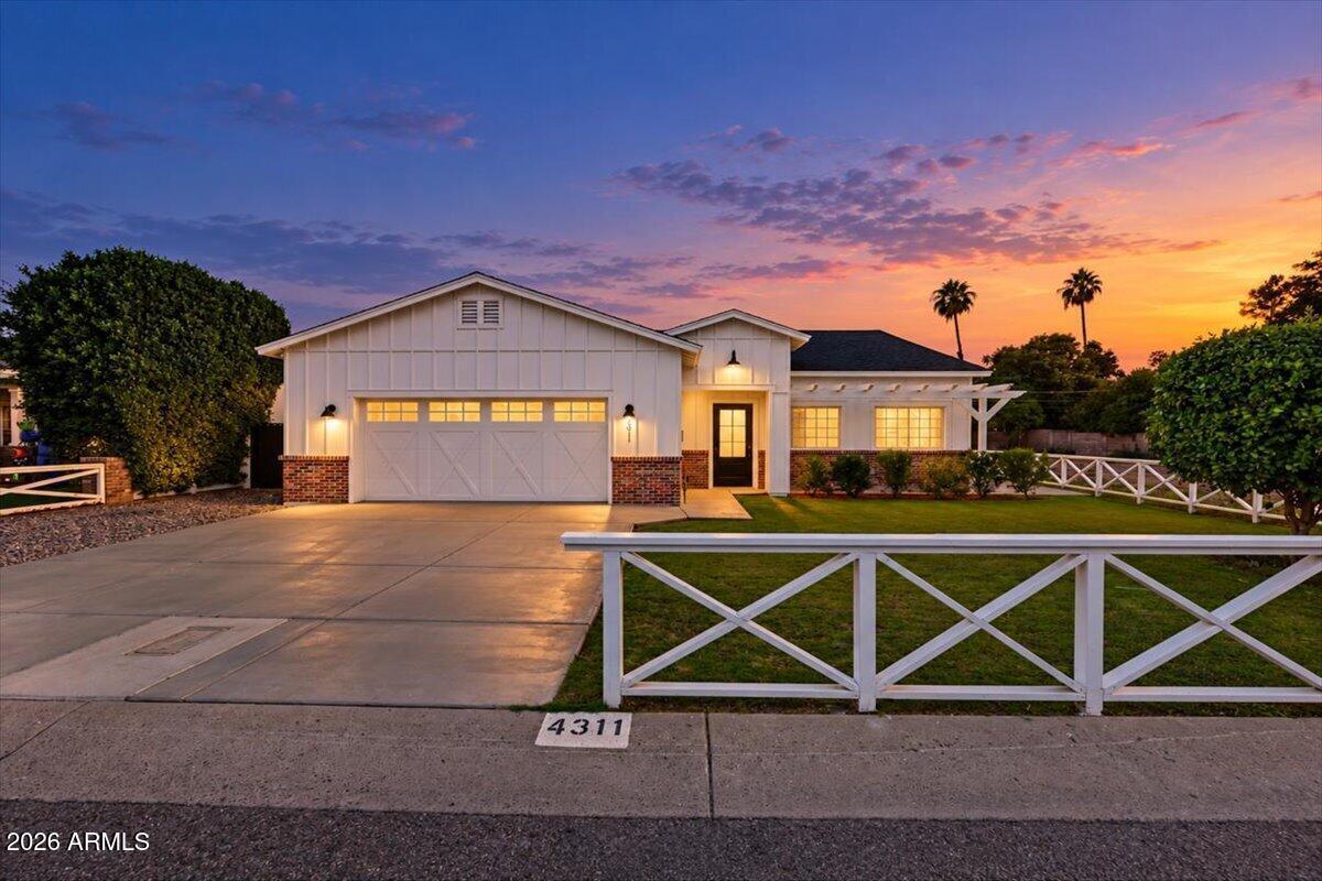 4311 E Earll Dr., Phoenix, AZ 85018