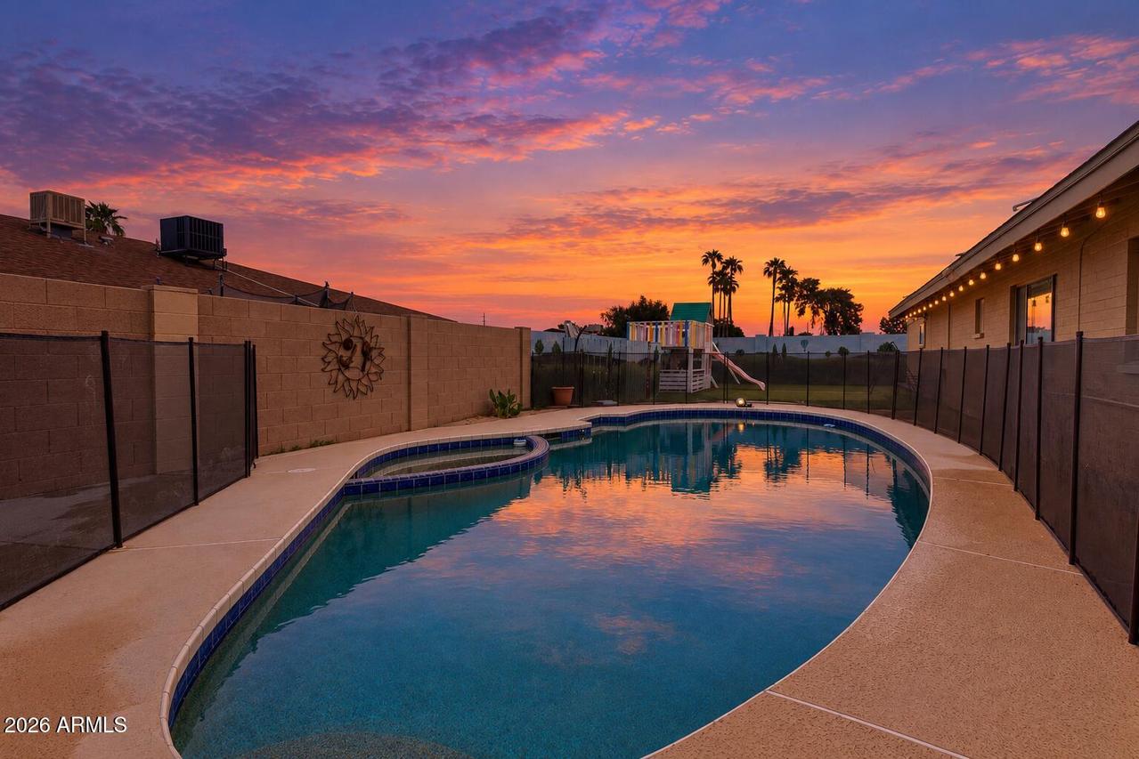 3902 W Sharon Ave., Phoenix, AZ 85029