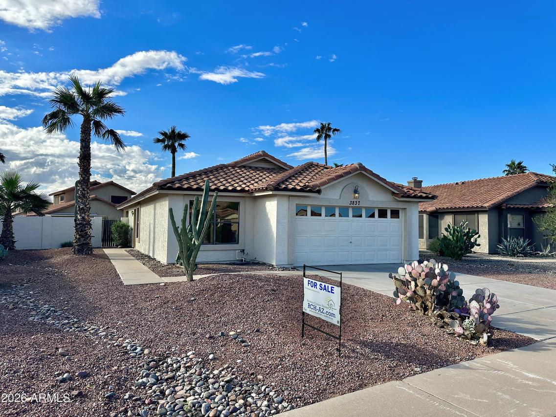 3837 E Bighorn Ave., Phoenix, AZ 85044