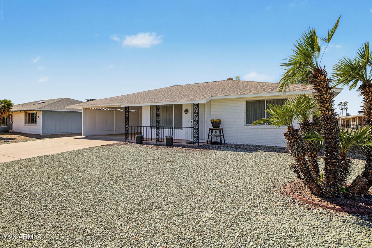13018 N 98th Ave., Sun City, AZ 85351